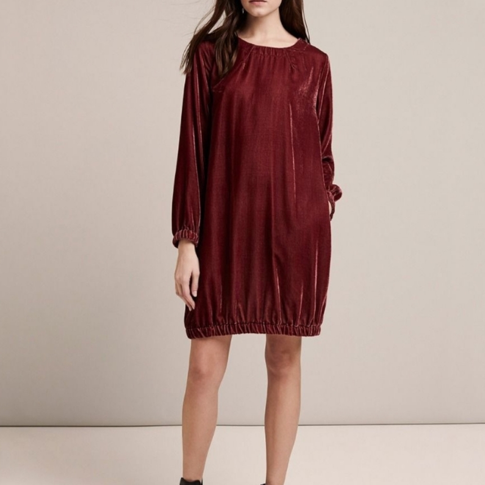European Culture Brown Velvet Elastic Hem Round Neck‎ Dress Size S